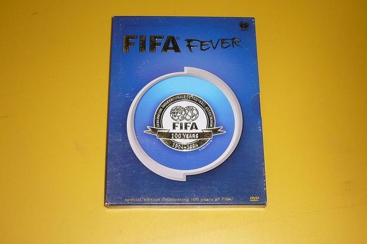 DVD    FIFA Fever  (2 x DVD)  (doos 15), Cd's en Dvd's, Dvd's | Sport en Fitness, Ophalen of Verzenden
