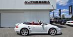 Porsche 997 3.6 Turbo Pdk/Cabrio 4x4 *EERSTE EIGENAAR*, Auto's, Automaat, 4 zetels, Cabriolet, Wit