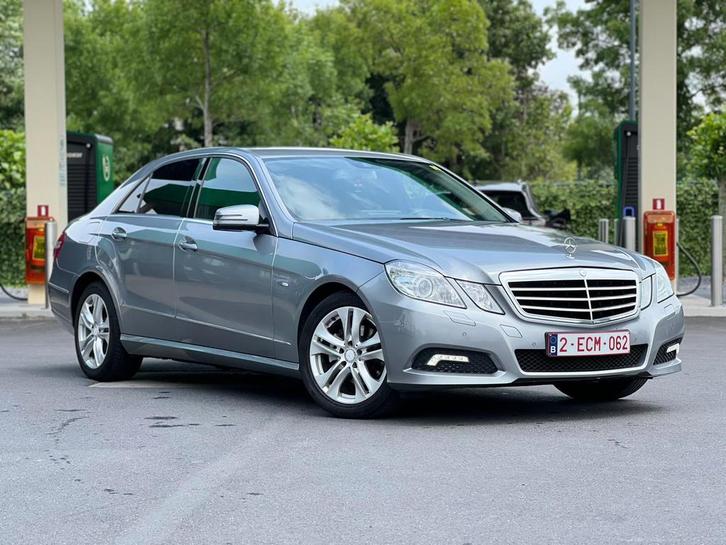 Mercedes E200 W212 2011 2.2 Diesel Export of met Keuring, Auto's, Mercedes-Benz, Bedrijf, 360° camera, ABS, Achteruitrijcamera