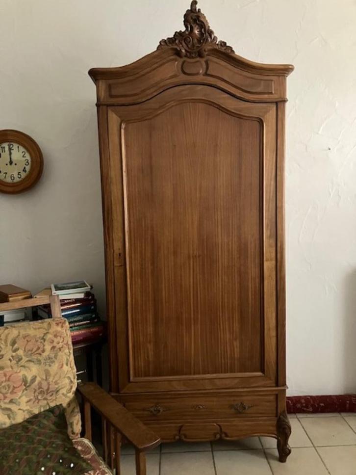 Hoge halkast, Antiek en Kunst, Antiek | Meubels | Kasten, Ophalen