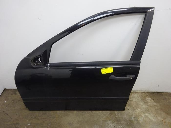 Portier 4Deurs links-voor van een Mercedes C-Klasse (197), Auto-onderdelen, Carrosserie, Deur, Mercedes-Benz, Gebruikt, 3 maanden garantie