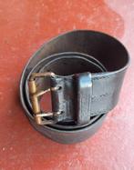 Ceinturon, Collections, Enlèvement