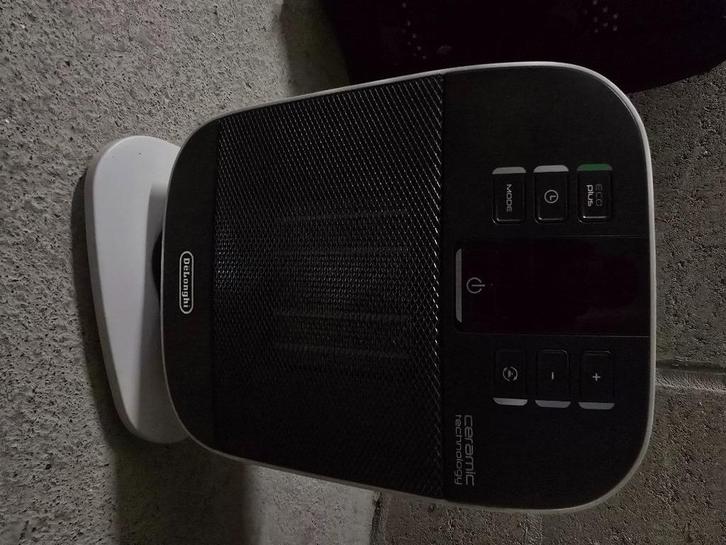 Chauffage appoint salle de bain avec télécommande, Doe-het-zelf en Bouw, Verwarming en Radiatoren, Zo goed als nieuw, Radiator