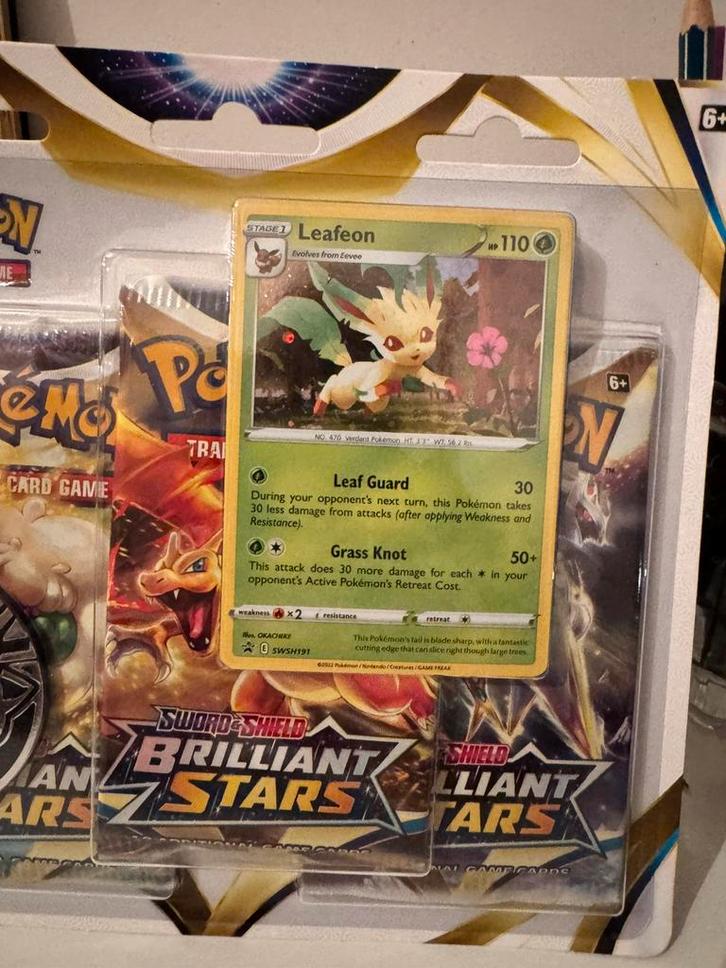 Pokémon sealed 3 pack blister Brilliant Stars met Leafeon pr, Hobby & Loisirs créatifs, Jeux de cartes à collectionner | Pokémon