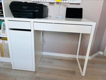 Bureau IKEA « MICKE » beschikbaar voor biedingen