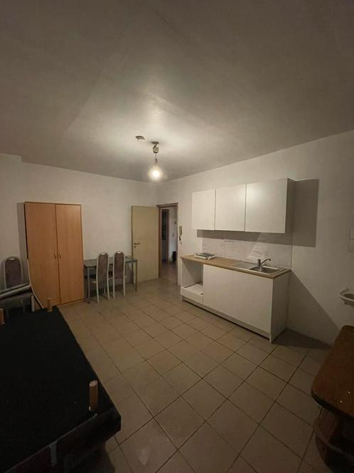 STUDIO RENOVÉ A LOUER AVEC DOMICILIATION, Immo, Huizen te huur, Luik (stad), Studio, Direct bij eigenaar, C