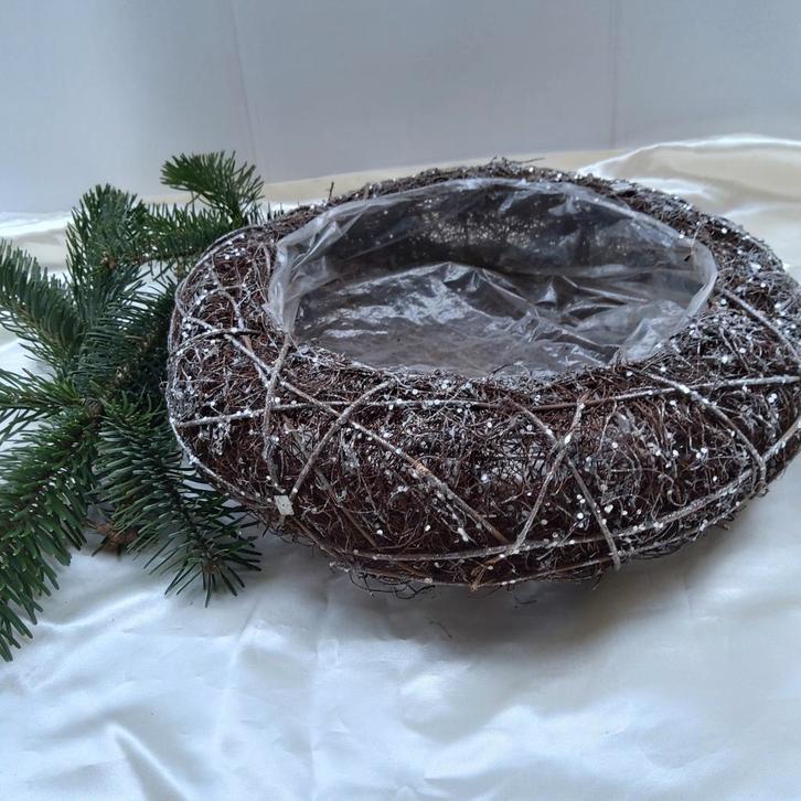 Kerstkrans om op te vullen., Diversen, Kerst, Zo goed als nieuw, Ophalen of Verzenden