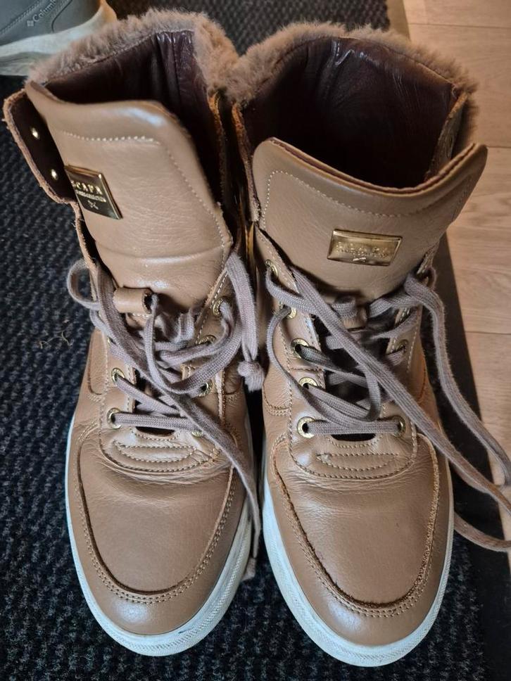 Sneakers Scapa maat 41, Vêtements | Femmes, Chaussures, Sneakers et Baskets, Beige, Enlèvement ou Envoi