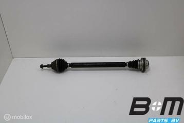 Aandrijfas rechts voor VW Passat B8 1.8 TSI CJS 3Q0407272C beschikbaar voor biedingen