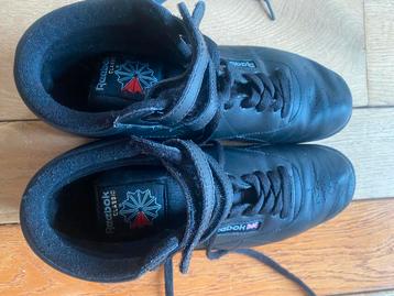 Baskets reebook noire, Enlèvement, Comme neuf