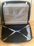 Valise (étui rigide) 70x60cm, Bijoux, Sacs & Beauté, Valises, Plastique dur, Moins de 35 cm, Comme neuf, Enlèvement