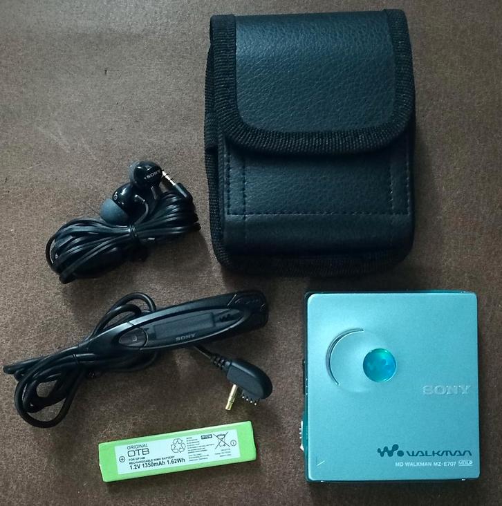 Sony MZ-E707 Minidisc + Sony RM-CD15L afstandsbediening, Audio, Tv en Foto, Walkmans, Discmans en Minidiscspelers, Minidisc-speler