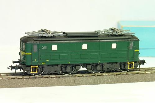 ROCO SNCB NMBS MOTRICE 2911 FEO CC/DC HO, Hobby en Vrije tijd, Modeltreinen | H0, Gebruikt, Locomotief, Gelijkstroom, Roco, Ophalen of Verzenden
