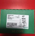 Schneider aardlekschakelaar 40A 4P 30mA, Ophalen, Nieuw