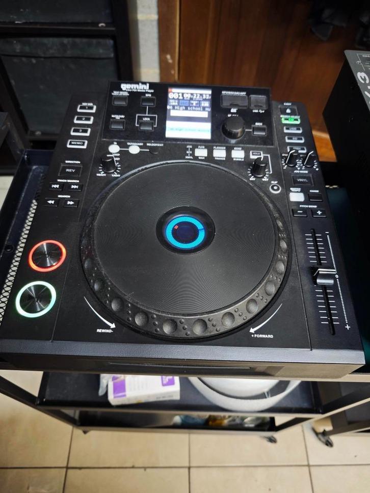 DJ-apparatuur, mixer SYNQ + cd-speler en USB Gemini CDJ 700, Muziek en Instrumenten, Dj-sets en Draaitafels, Gebruikt, Dj-set