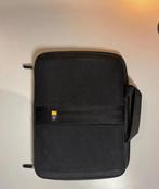 Zwarte laptop hoes van Case Logic, Computers en Software, Laptophoezen, Verzenden, Zo goed als nieuw, Case Logic