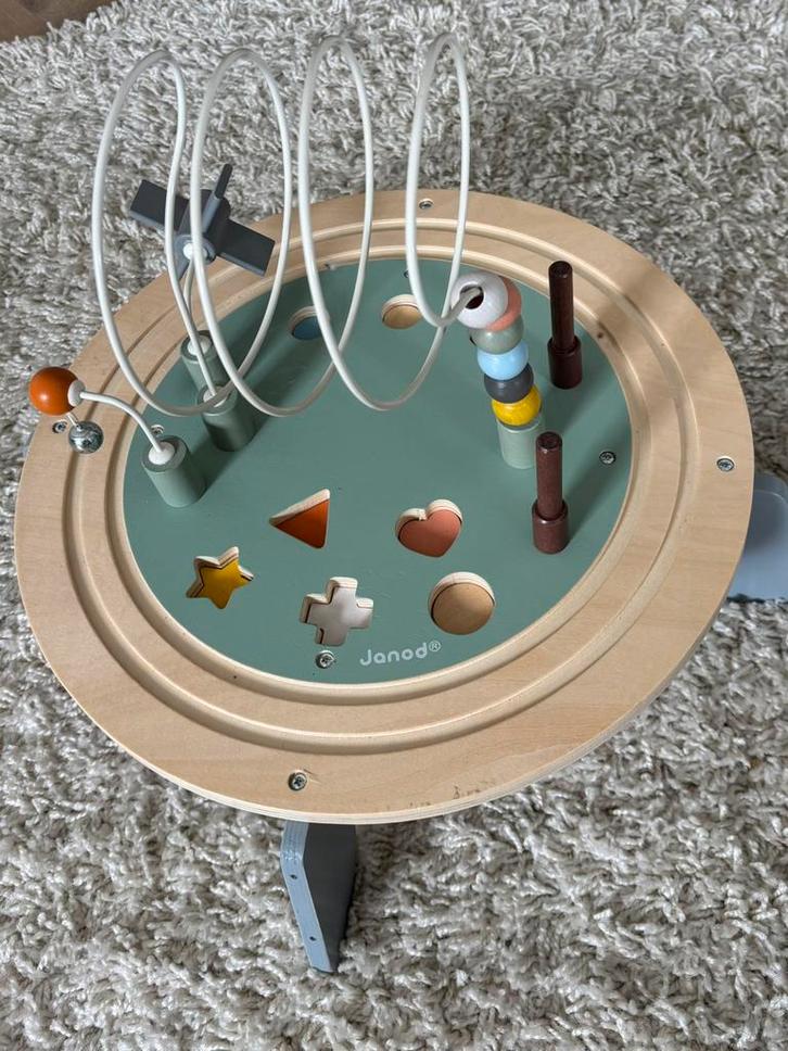 Janod puzzel en activiteitentafel (vanaf 1jaar), Kinderen en Baby's, Speelgoed | Speeltafels, Zo goed als nieuw, Ophalen