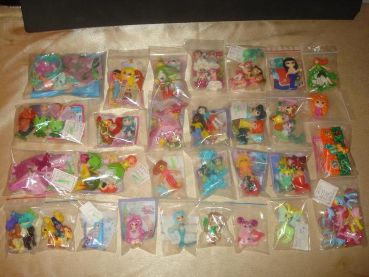 KINDER Lot de Figurines Diverses Fées, Licornes....2000's, Verzamelen, Verrassingseieren, Zo goed als nieuw, Steekfiguren, Ophalen of Verzenden