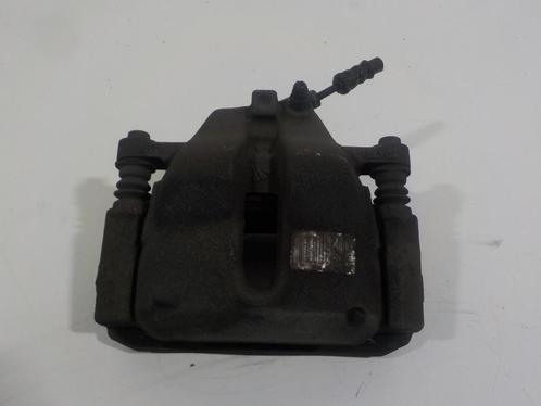 REMKLAUW LINKS VOOR Opel Crossland (X) (01-2017/05-2018), Auto-onderdelen, Remmen en Aandrijving, Opel, Gebruikt