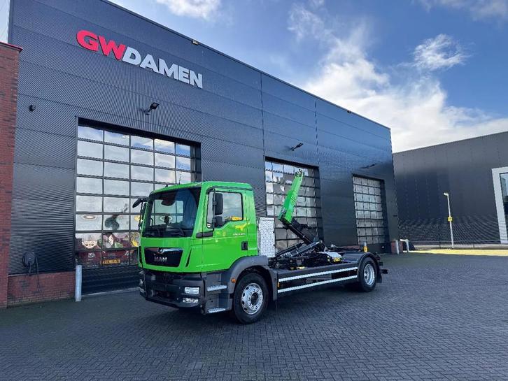 MAN TGM 18.320 Hooksystem Euro 6 Only 173.000km (bj 2018), Auto's, Vrachtwagens, Cruise Control, Elektrische ramen, Lichtmetalen velgen