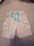 Short voor 9 maanden, Kinderen en Baby's, Babykleding | Maat 74, Gebruikt, Broekje, Ophalen of Verzenden, Jongetje