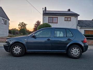VOLKSWAGEN GOLF4 - EXPORT - ONDERDELEN - TE REPAREREN... beschikbaar voor biedingen