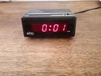 Vintage alarmklok wekker, Ophalen of Verzenden, Zo goed als nieuw, Digitaal, Wekker of Tafelklok