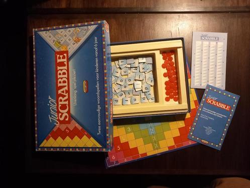 Junior Scrabble, Hobby & Loisirs créatifs, Jeux de société | Jeux de plateau, Utilisé, 1 ou 2 joueurs, Trois ou quatre joueurs