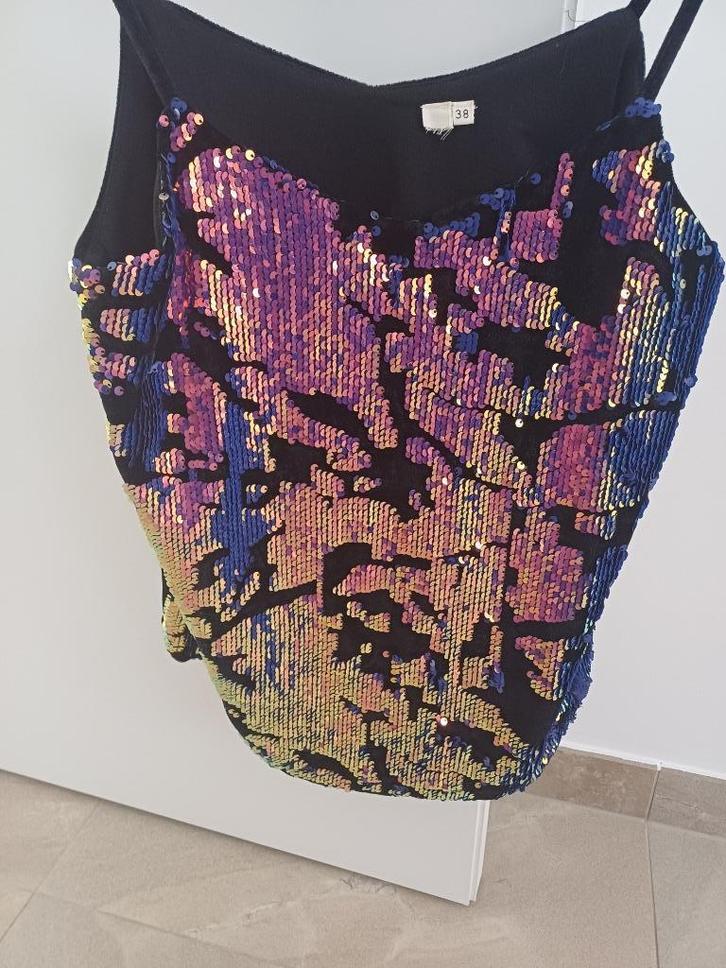 Sequin top (mt 38), Kleding | Dames, Topjes, Zo goed als nieuw, Maat 38/40 (M), Overige kleuren, Zonder mouw, Ophalen of Verzenden