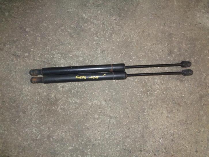 A vendre verrin VW Golf 5, Autos : Pièces & Accessoires, Autres pièces automobiles, Volkswagen, Utilisé, Enlèvement