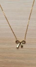 ketting strikje - goud, Ophalen of Verzenden, Zo goed als nieuw, Goud, Overige materialen