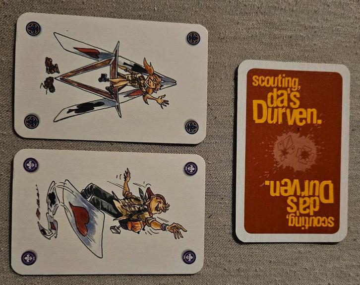 Scouting, c'est le set Daring Joker
Ce sont des personnes, Collections, Cartes à jouer, Jokers & Jeux des sept familles, Comme neuf