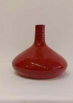 Vase vintage rouge en céramique, Comme neuf, Moins de 50 cm, Rouge, Enlèvement ou Envoi