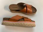 Nouvelles pantoufles en cuir pour femmes, pantoufles  39, Vêtements | Femmes, Neuf, Enlèvement ou Envoi, Autres couleurs, Sandales et Mûles