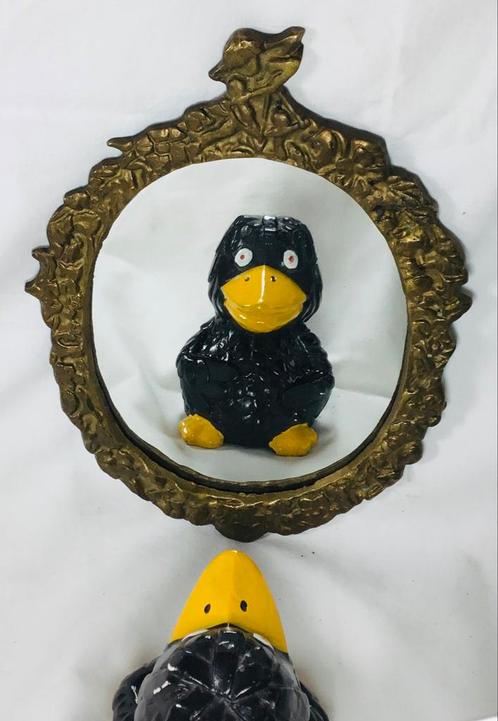 Antiek ovale bronzen wandspiegel Cupido, Antiek en Kunst, Antiek | Spiegels, Minder dan 50 cm, Minder dan 100 cm, Ovaal, Ophalen of Verzenden