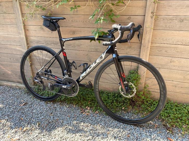 Koersfiets: Ridley Fenix (Teamfiets Pauwels-Sauzen), Fietsen en Brommers, Fietsen | Heren | Sportfietsen en Toerfietsen, Zo goed als nieuw