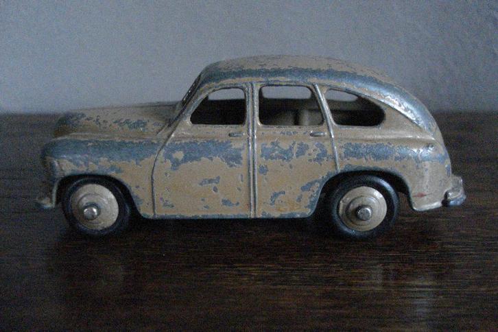 Standard Vanguard Phase I Saloon (1947-1953), Hobby & Loisirs créatifs, Voitures miniatures | 1:43, Utilisé, Voiture, Dinky Toys