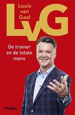 Te Koop Boek DE TRAINER EN DE TOTALE MENS Louis van Gaal, Louis van Gaal, Ophalen of Verzenden, Zo goed als nieuw, Balsport