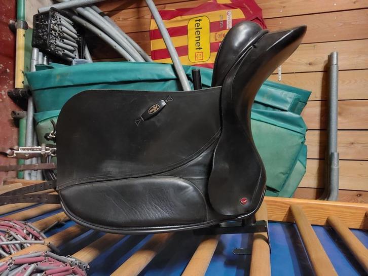Jeffries dressuurzadel 18 inch MW, Dieren en Toebehoren, Paarden en Pony's | Zadels, Gebruikt, Dressuur, Ophalen of Verzenden