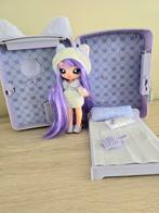 Na na na surprise pop met tas, Enlèvement ou Envoi