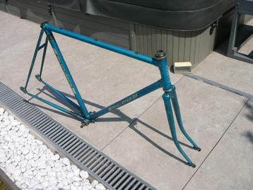 SUPERIA fietskader beschikbaar voor biedingen