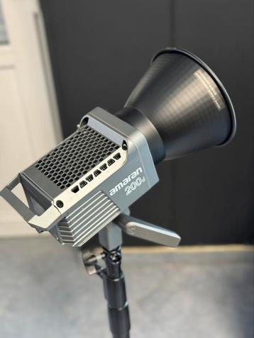 Aputure Amaran 200d- utilisé max 4h beschikbaar voor biedingen