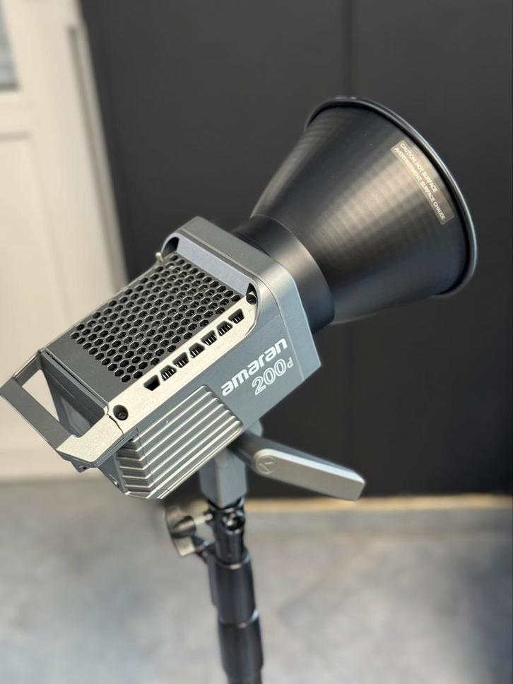 Aputure Amaran 200d- utilisé max 4h, Audio, Tv en Foto, Fotografie | Fotostudio en Toebehoren, Zo goed als nieuw, Ophalen