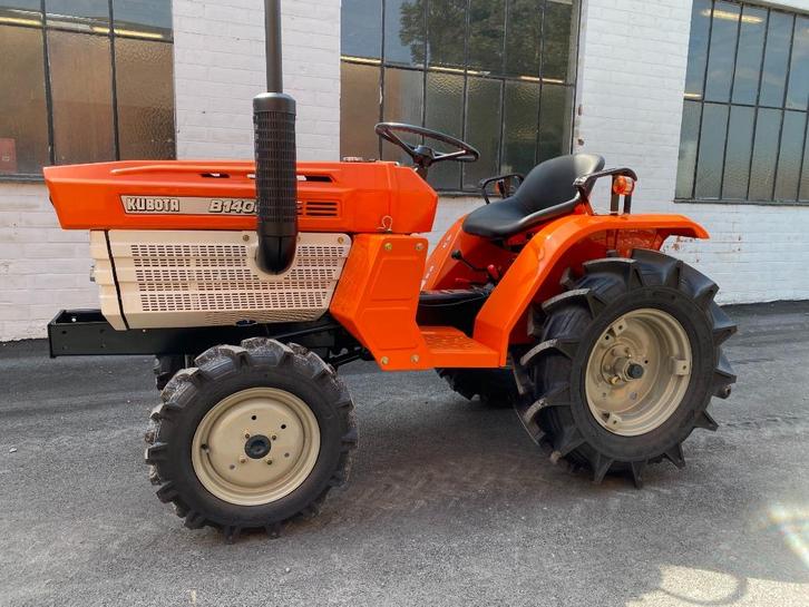 Kubota B1400 tractor - 4x4 - 19PK - MICROTRACTORS.COM, Zakelijke goederen, Landbouw | Tractoren, tot 2500, Overige merken, tot 80 Pk
