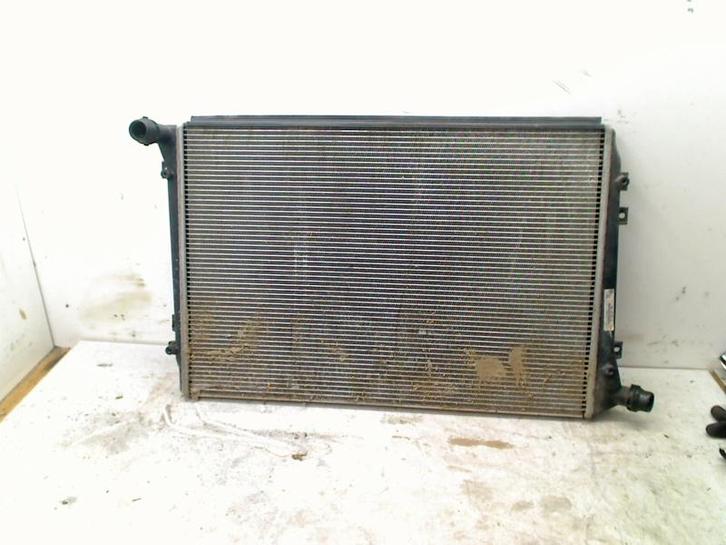 RADIATEUR Volkswagen Golf V (1K1) (1K0121251AL), Auto-onderdelen, Airco en Verwarming, Volkswagen, Gebruikt