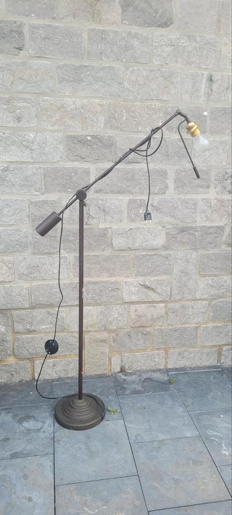 Lampadaire industriel vintage avec bras articulé – Fonte, Antiek en Kunst, Antiek | Verlichting, Ophalen