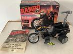Vintage RAMBO Moto De Asalto S.A.V.A.G.E. 1986 Zeldzaam !, Ophalen of Verzenden, Gebruikt