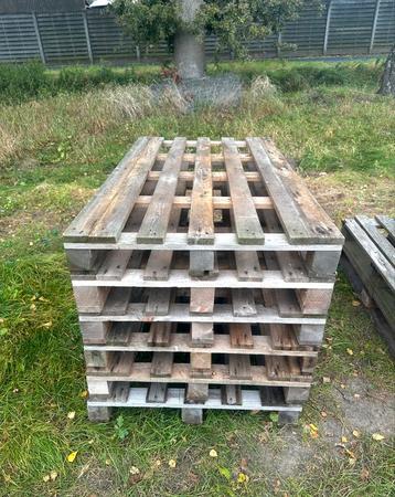 Gratis palletten ophalen te Duffel beschikbaar voor biedingen