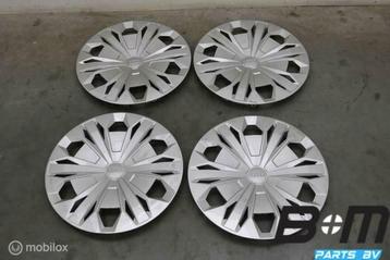 Set 17 inch wieldoppen Audi Q3 F3 83A601147