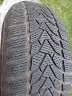 WINTERBANDEN UNIROYAL 215 55 R17, Auto-onderdelen, Banden en Velgen, Ophalen, Winterbanden, Band(en)